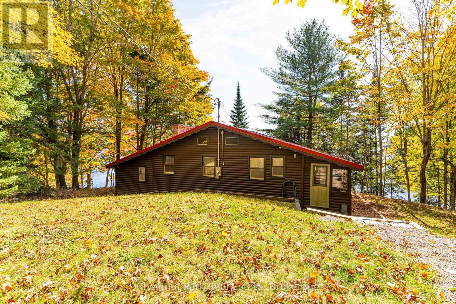 639 Evergreen Trail, Huntsville, Ontario  P0B 1M0 - Photo 2 - X13129024