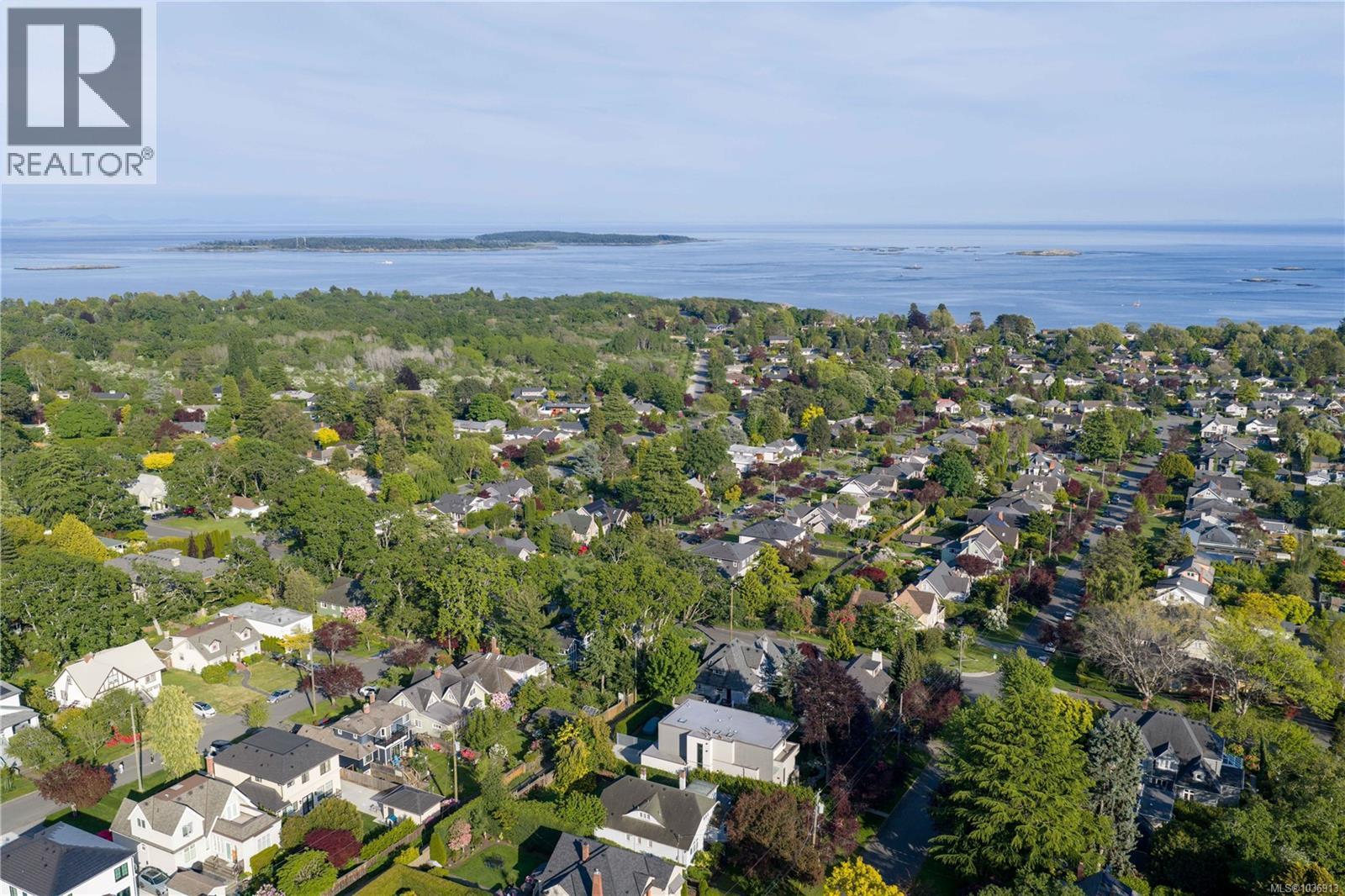 2816 Burdick Ave, Oak Bay, British Columbia  V8R 3M2 - Photo 19 - 1036913