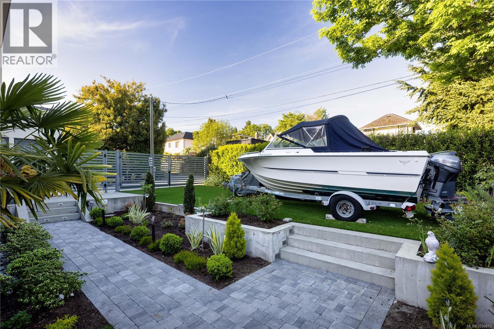 2816 Burdick Ave, Oak Bay, British Columbia  V8R 3M2 - Photo 18 - 1036913