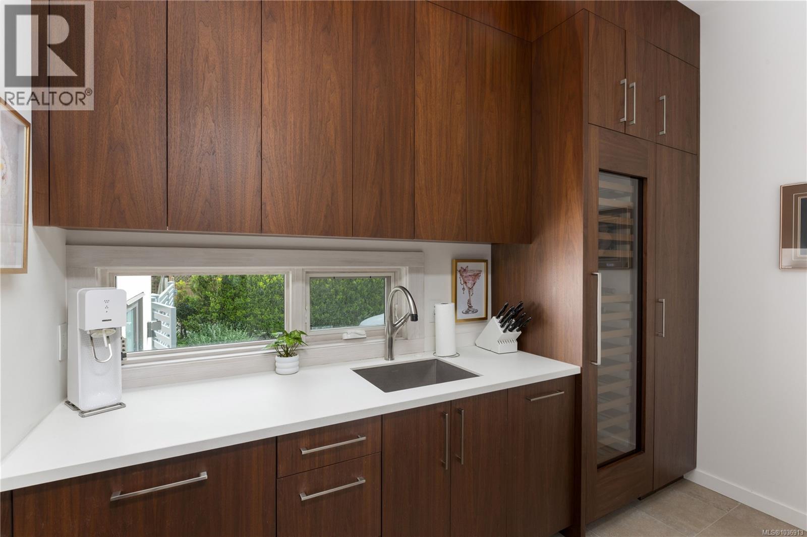 2816 Burdick Ave, Oak Bay, British Columbia  V8R 3M2 - Photo 44 - 1036913