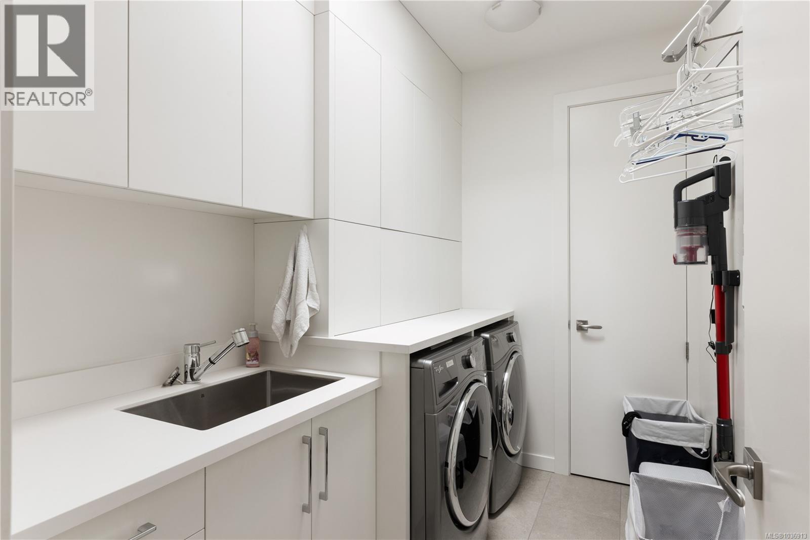 2816 Burdick Ave, Oak Bay, British Columbia  V8R 3M2 - Photo 50 - 1036913