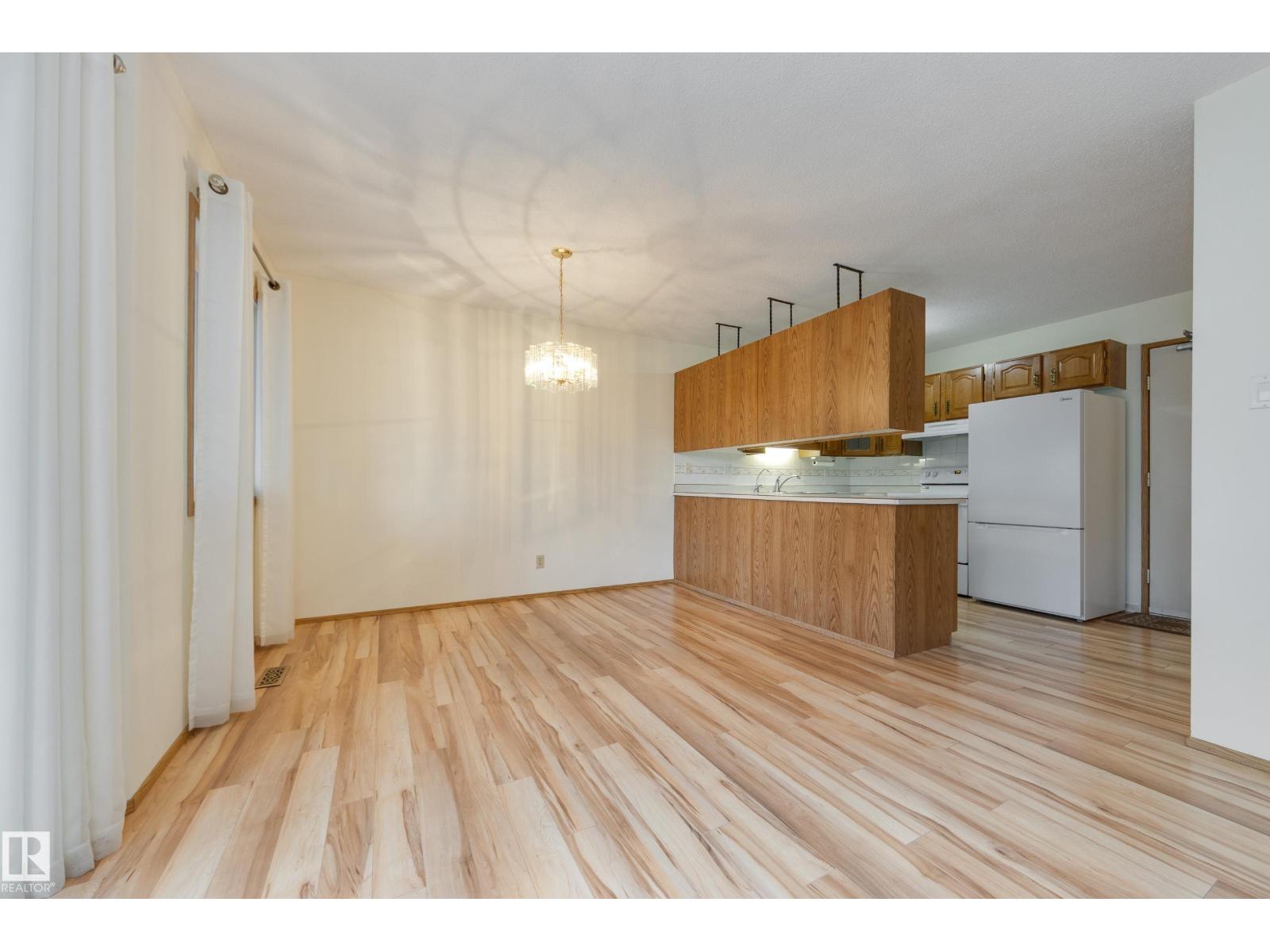 17310 Callingwood Rd Nw, Edmonton, Alberta  T5T 5P1 - Photo 10 - E4487696
