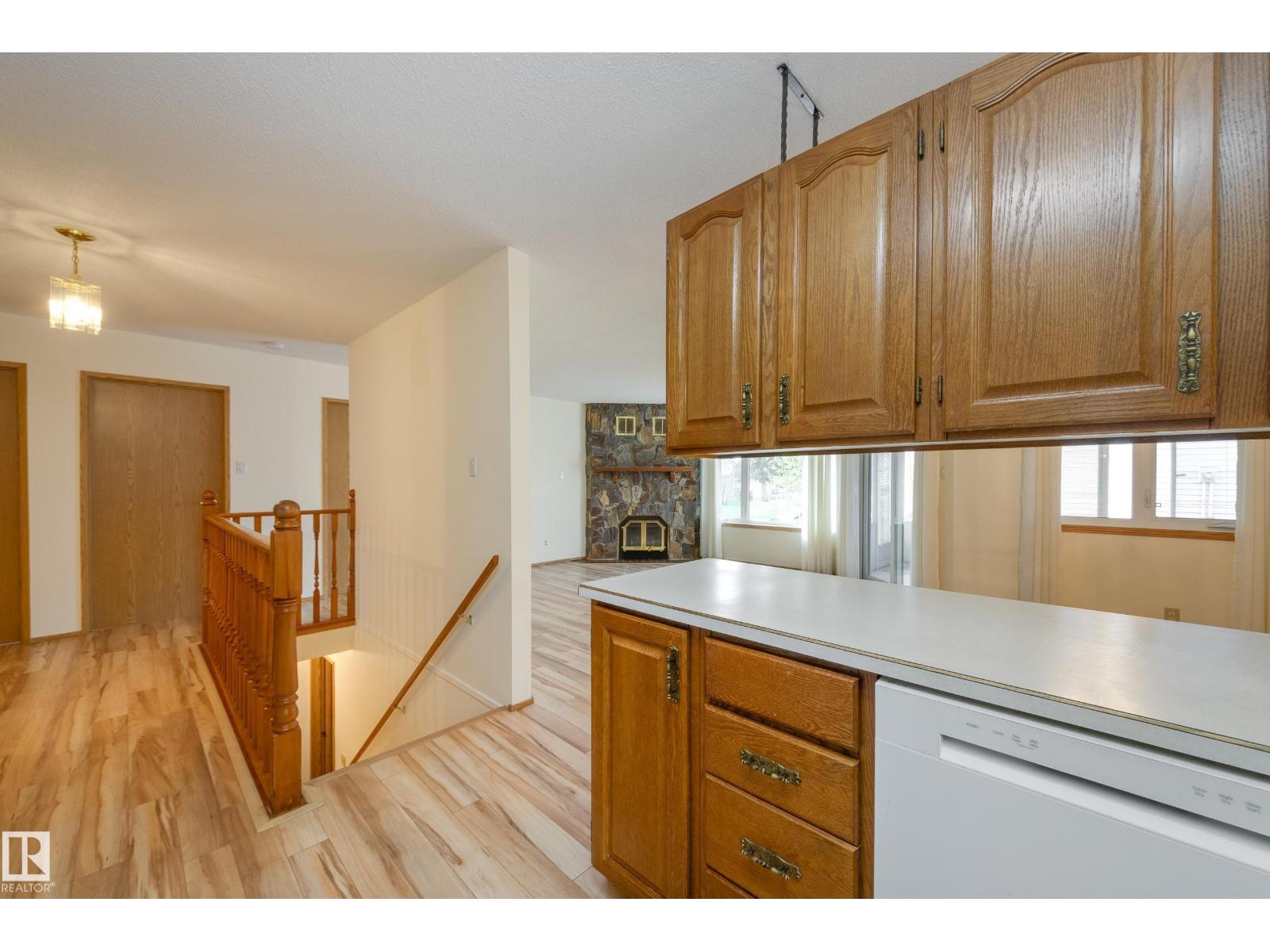 17310 Callingwood Rd Nw, Edmonton, Alberta  T5T 5P1 - Photo 14 - E4487696