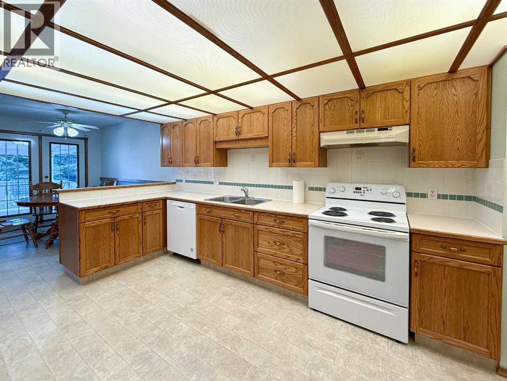 4117 Silverpark Estates Close, Olds, Alberta  T4H 1B4 - Photo 6 - A2309442