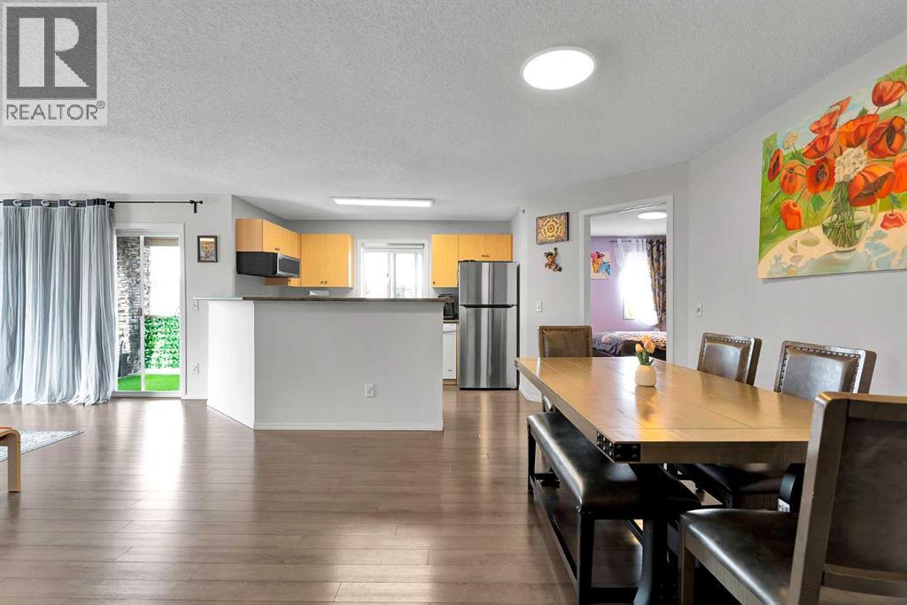 402, 5500 Somervale Court Sw, Calgary, Alberta  T2Y 4L9 - Photo 3 - A2309797
