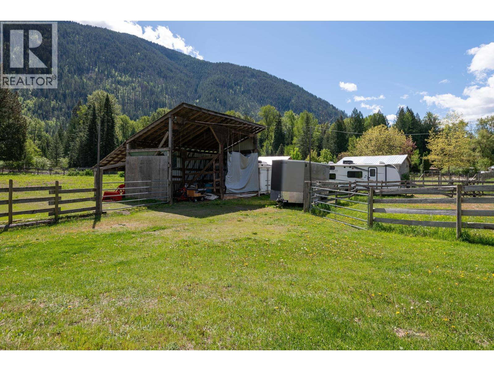 8895 Highway 6 Highway, Salmo, British Columbia  V0G 1Z0 - Photo 56 - 10387103