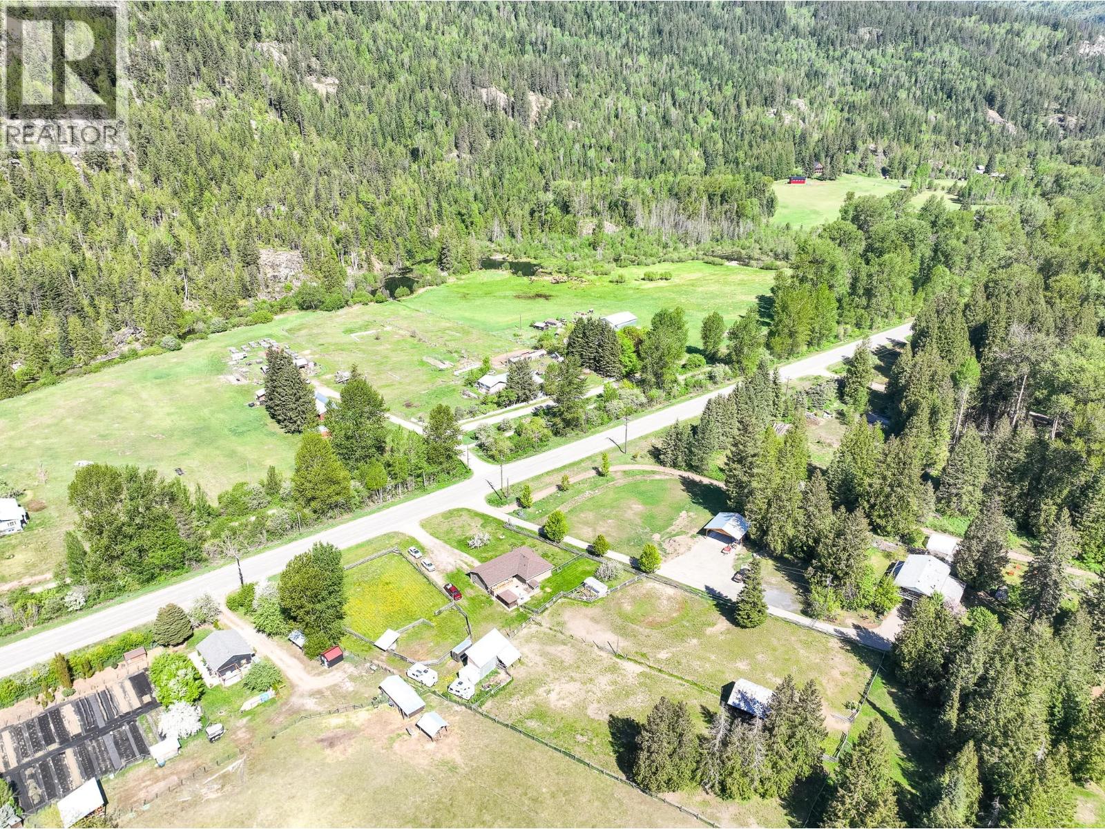 8895 Highway 6 Highway, Salmo, British Columbia  V0G 1Z0 - Photo 68 - 10387103