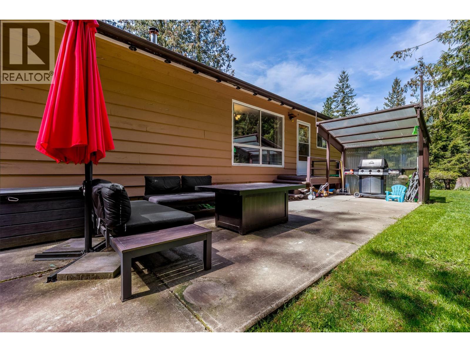 3988 Samuelson Road, Canyon, British Columbia V0B 1C1 - Photo 42 - 10387396