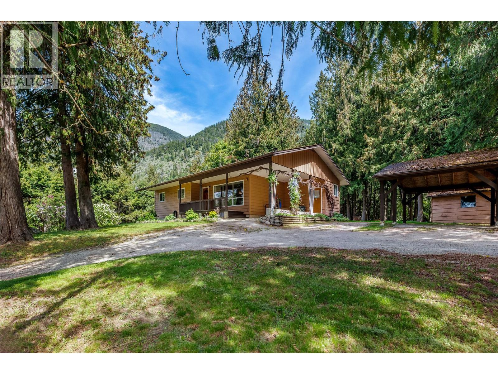 3988 Samuelson Road, Canyon, British Columbia V0B 1C1 - Photo 33 - 10387396