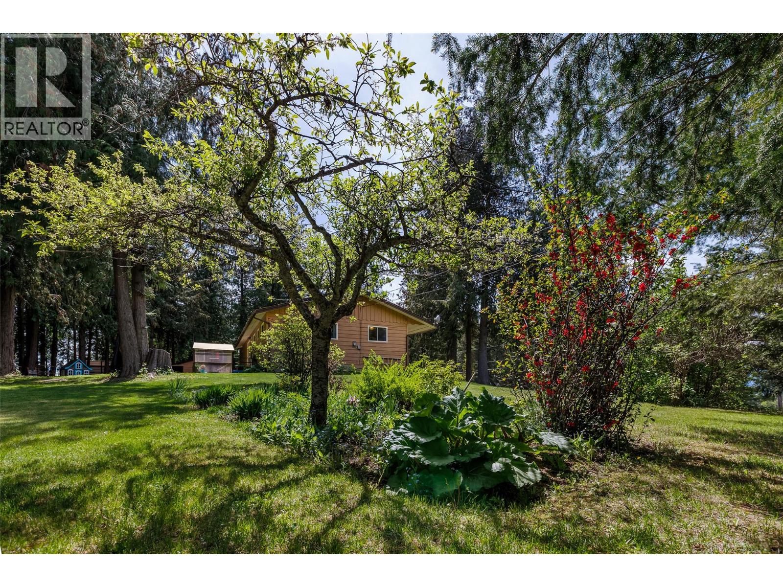 3988 Samuelson Road, Canyon, British Columbia V0B 1C1 - Photo 49 - 10387396