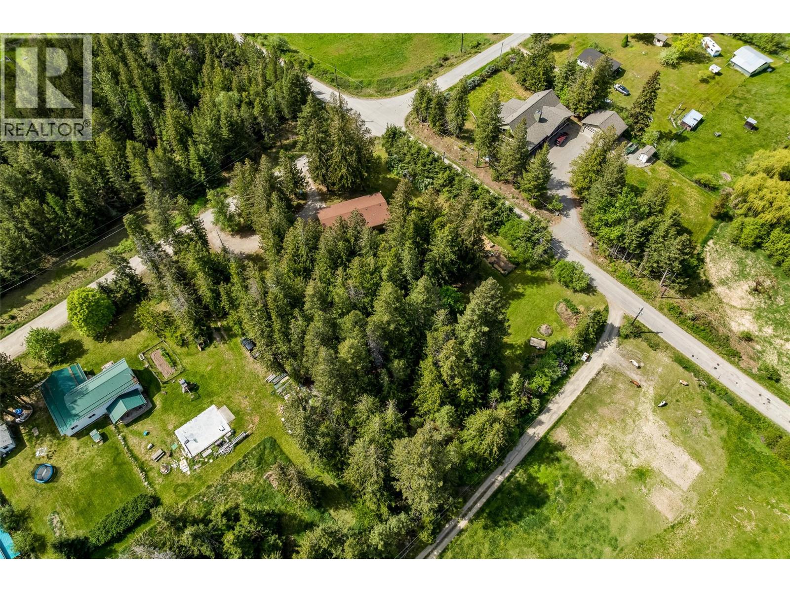 3988 Samuelson Road, Canyon, British Columbia V0B 1C1 - Photo 72 - 10387396