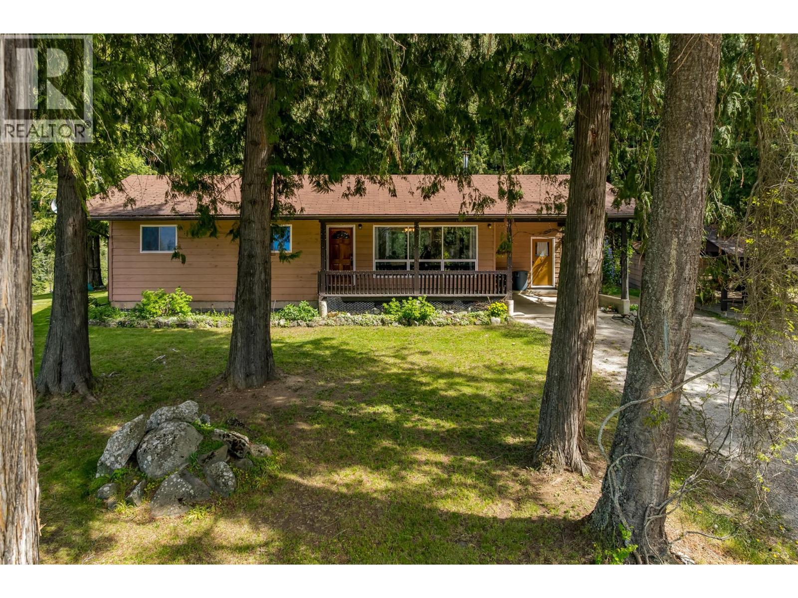 3988 Samuelson Road, Canyon, British Columbia V0B 1C1 - Photo 75 - 10387396