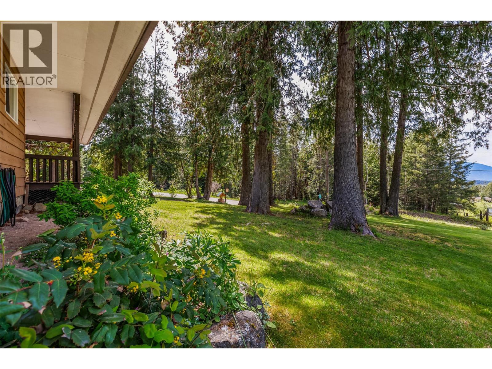 3988 Samuelson Road, Canyon, British Columbia V0B 1C1 - Photo 37 - 10387396