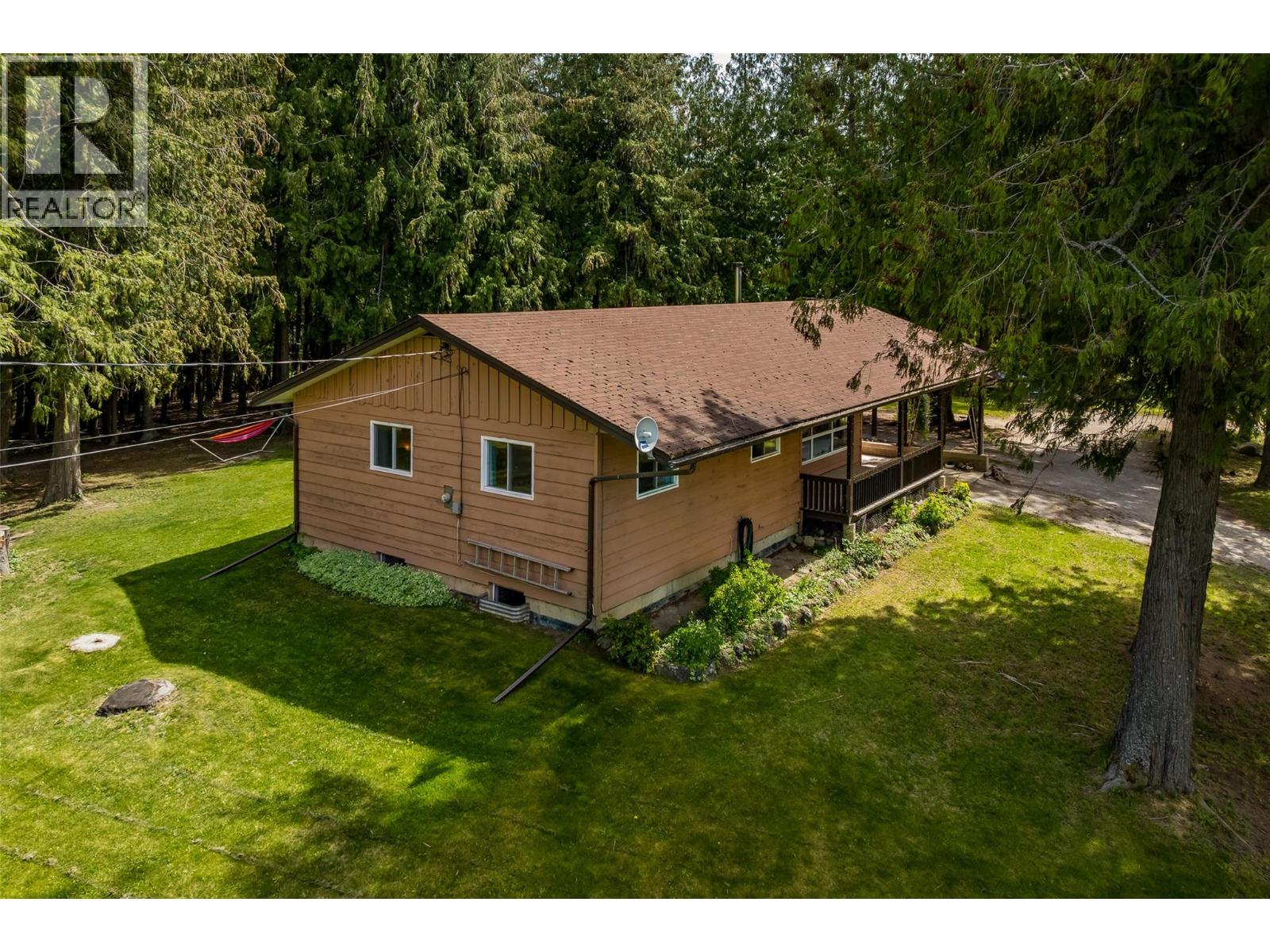 3988 Samuelson Road, Canyon, British Columbia V0B 1C1 - Photo 76 - 10387396