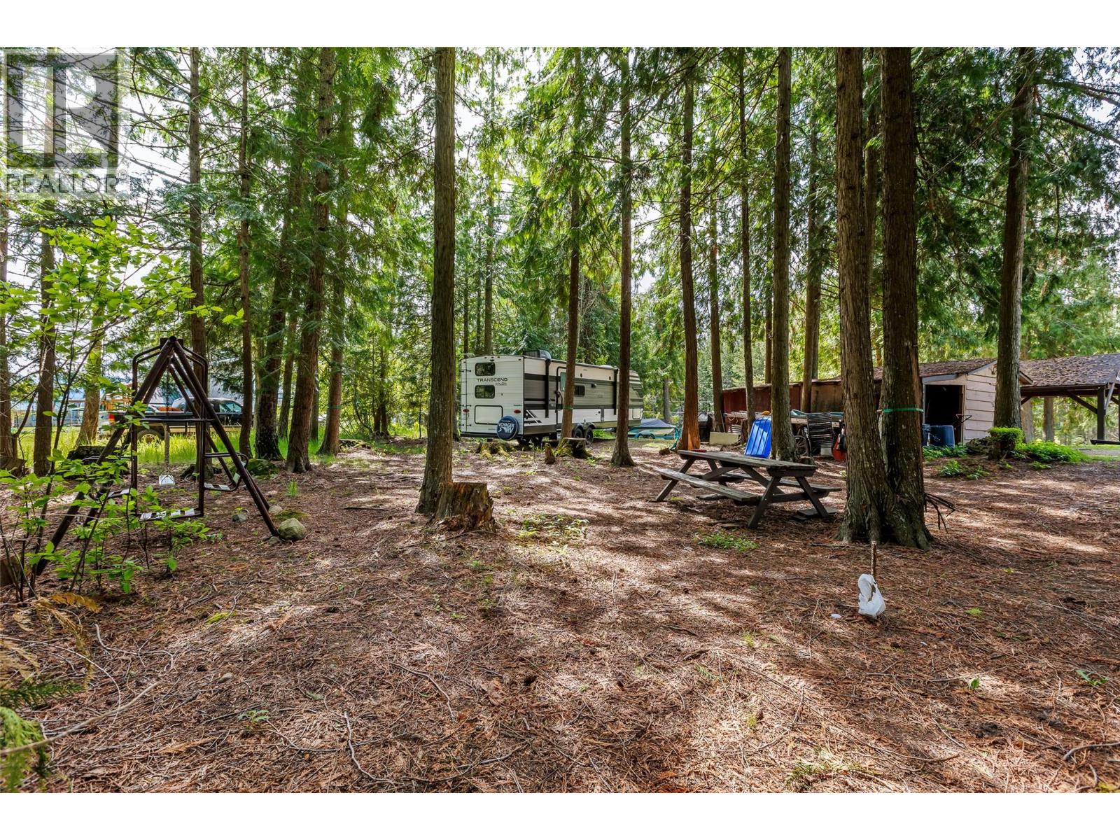 3988 Samuelson Road, Canyon, British Columbia V0B 1C1 - Photo 60 - 10387396