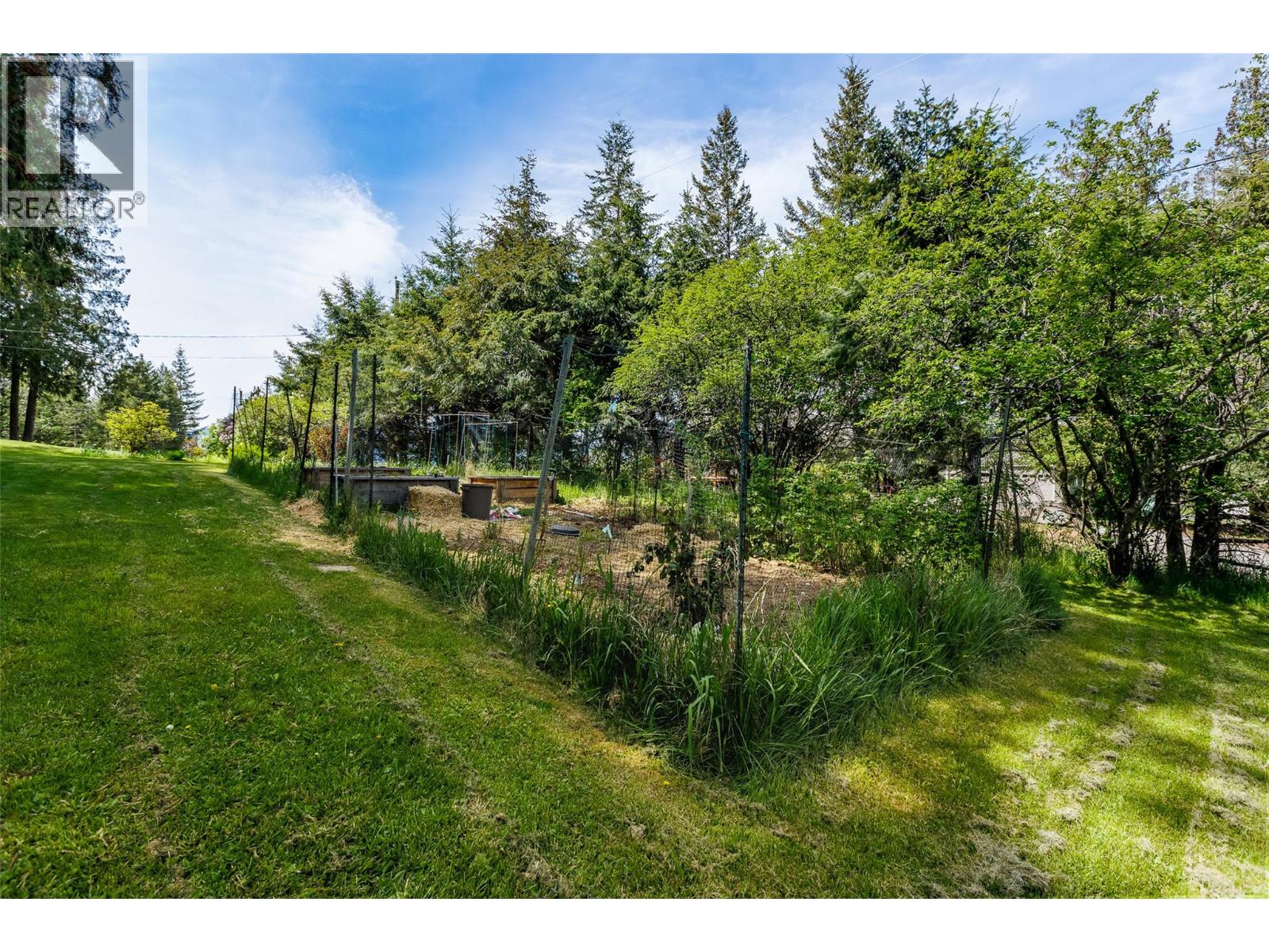 3988 Samuelson Road, Canyon, British Columbia V0B 1C1 - Photo 51 - 10387396