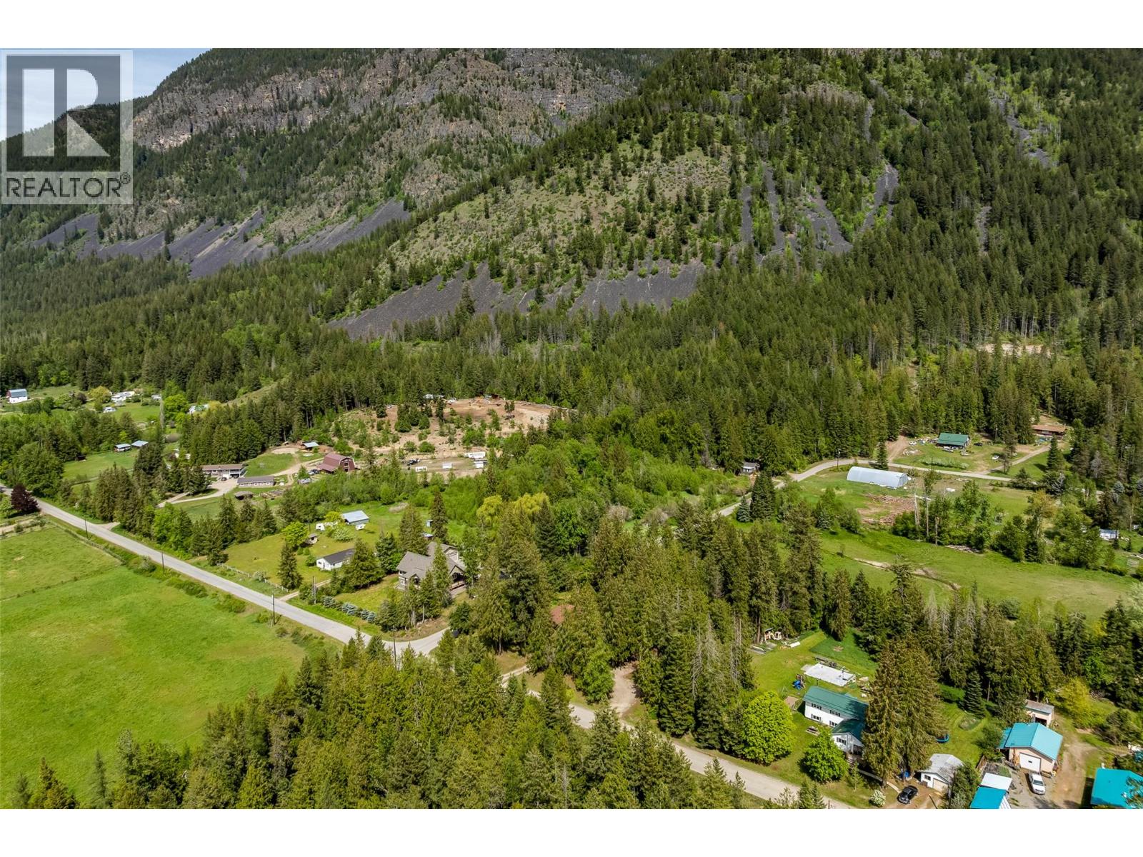 3988 Samuelson Road, Canyon, British Columbia V0B 1C1 - Photo 63 - 10387396