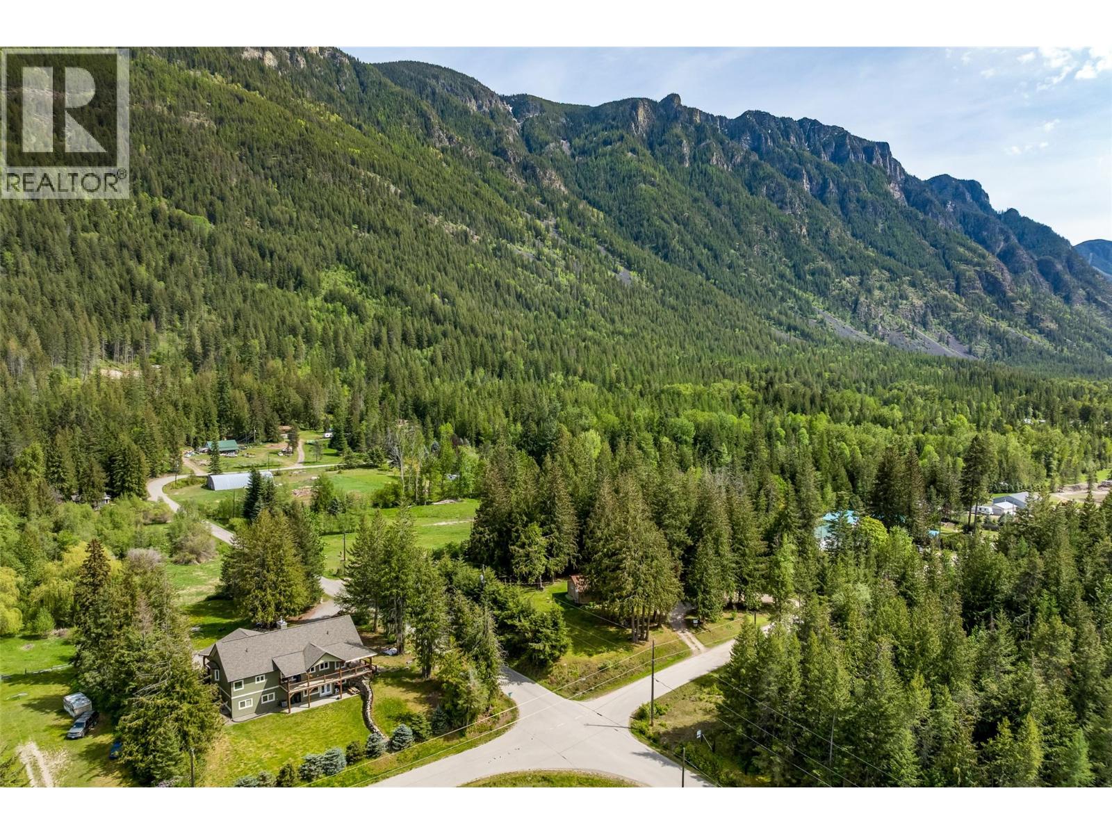3988 Samuelson Road, Canyon, British Columbia V0B 1C1 - Photo 67 - 10387396