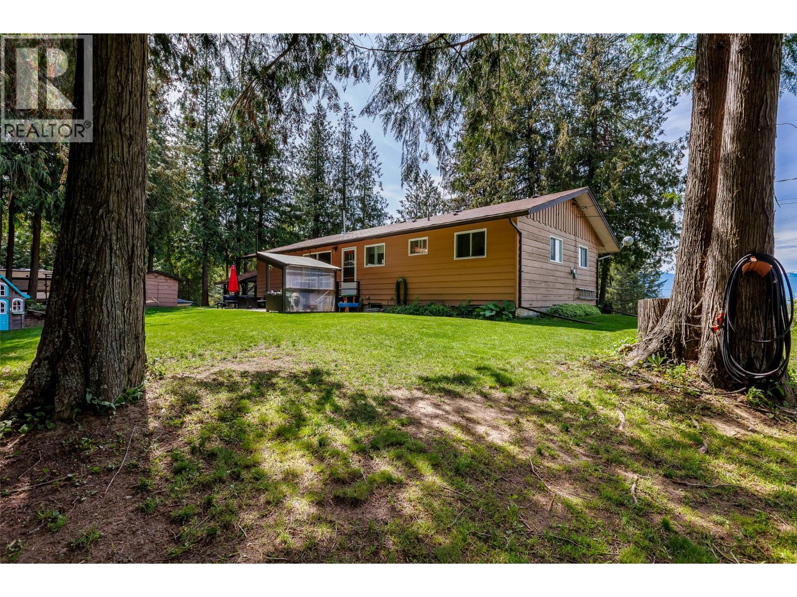 3988 Samuelson Road, Canyon, British Columbia V0B 1C1 - Photo 38 - 10387396