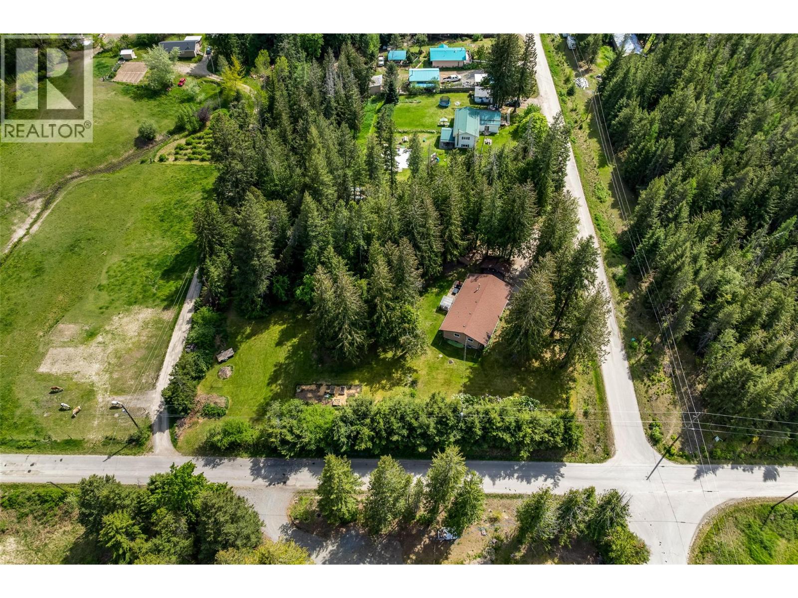 3988 Samuelson Road, Canyon, British Columbia V0B 1C1 - Photo 68 - 10387396