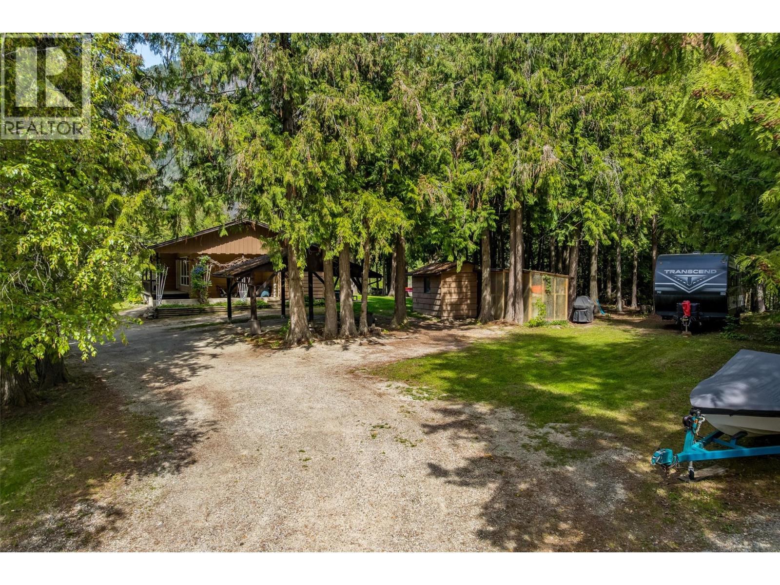 3988 Samuelson Road, Canyon, British Columbia V0B 1C1 - Photo 74 - 10387396