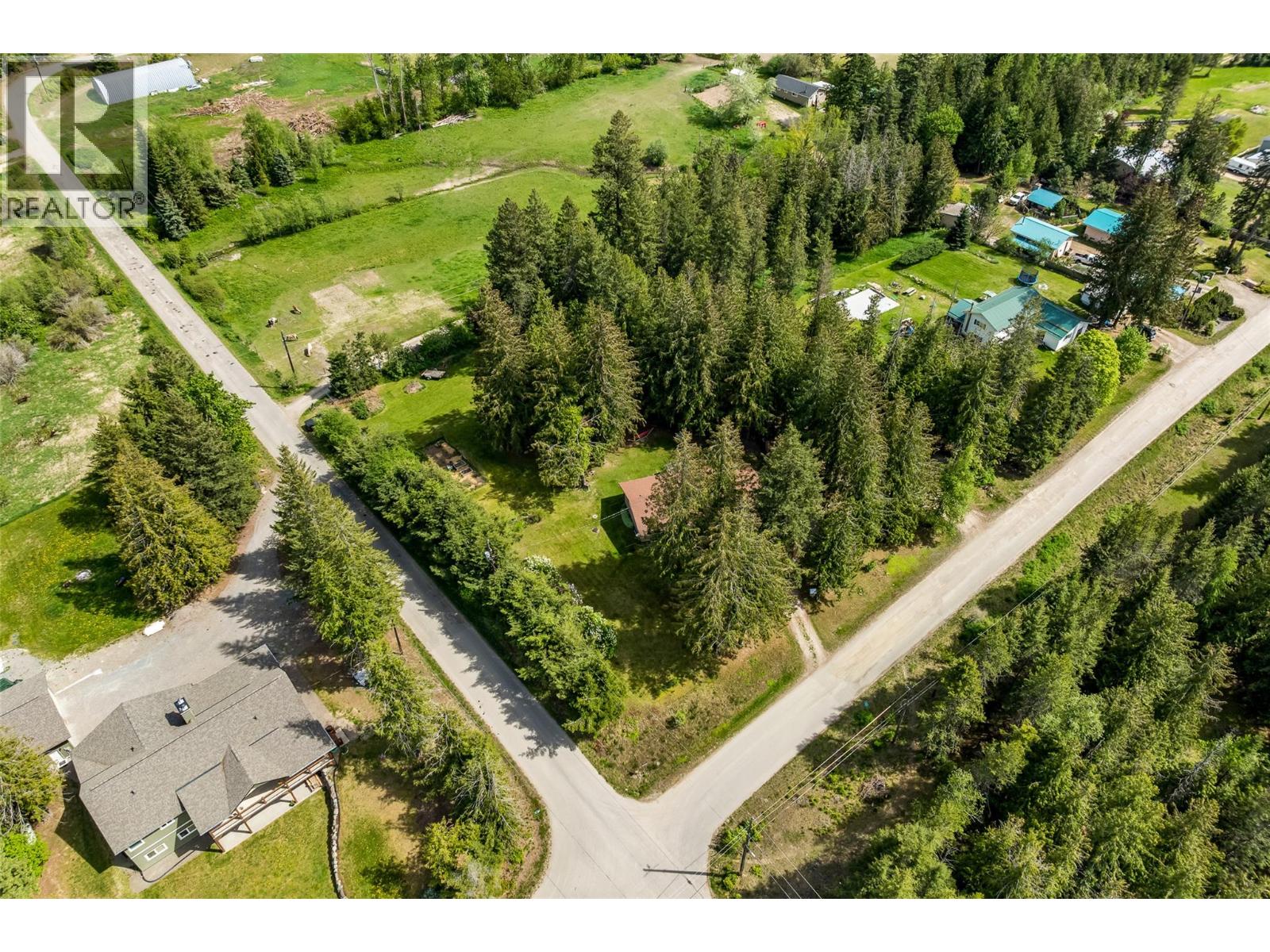 3988 Samuelson Road, Canyon, British Columbia V0B 1C1 - Photo 66 - 10387396