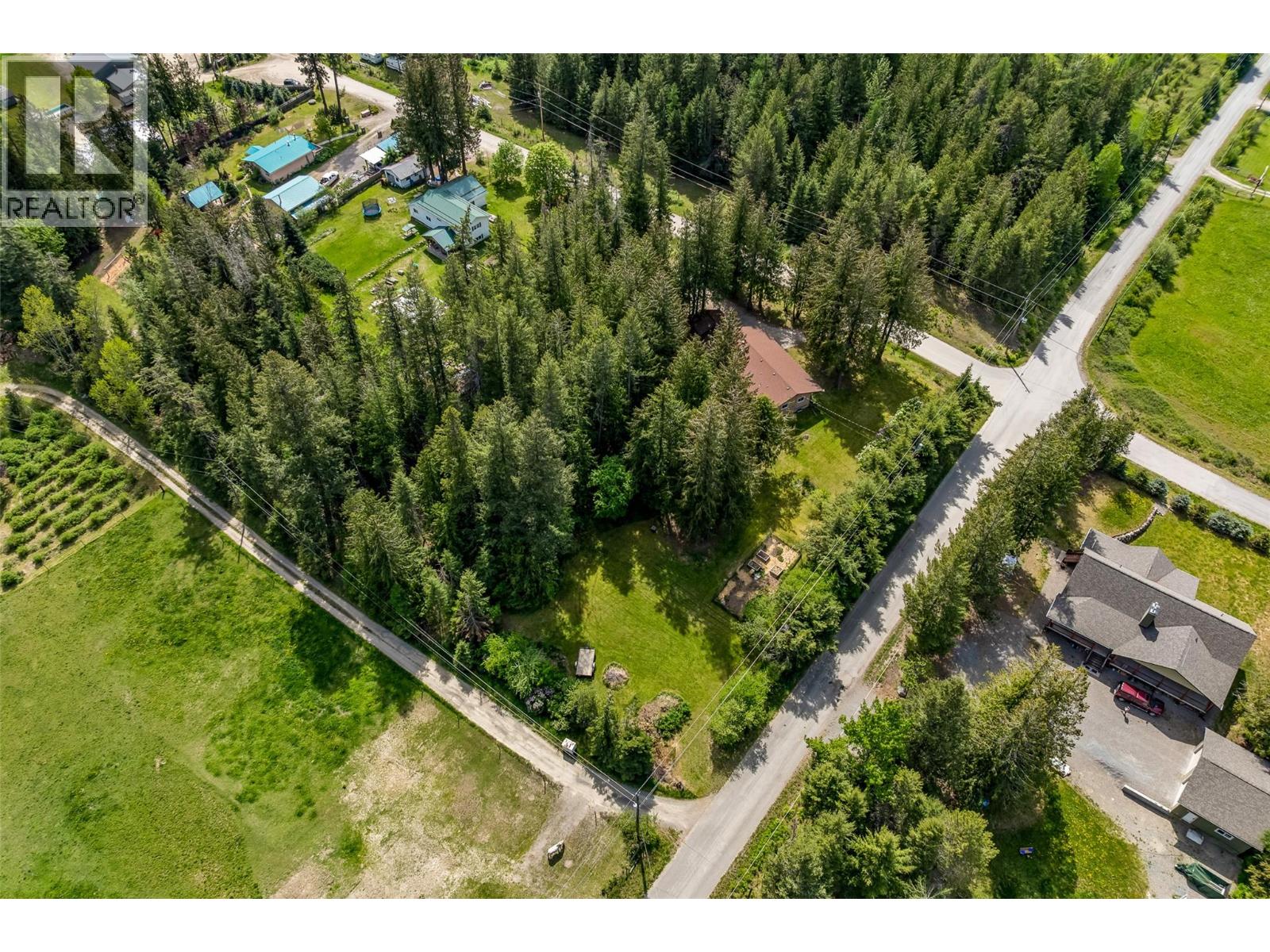 3988 Samuelson Road, Canyon, British Columbia V0B 1C1 - Photo 69 - 10387396
