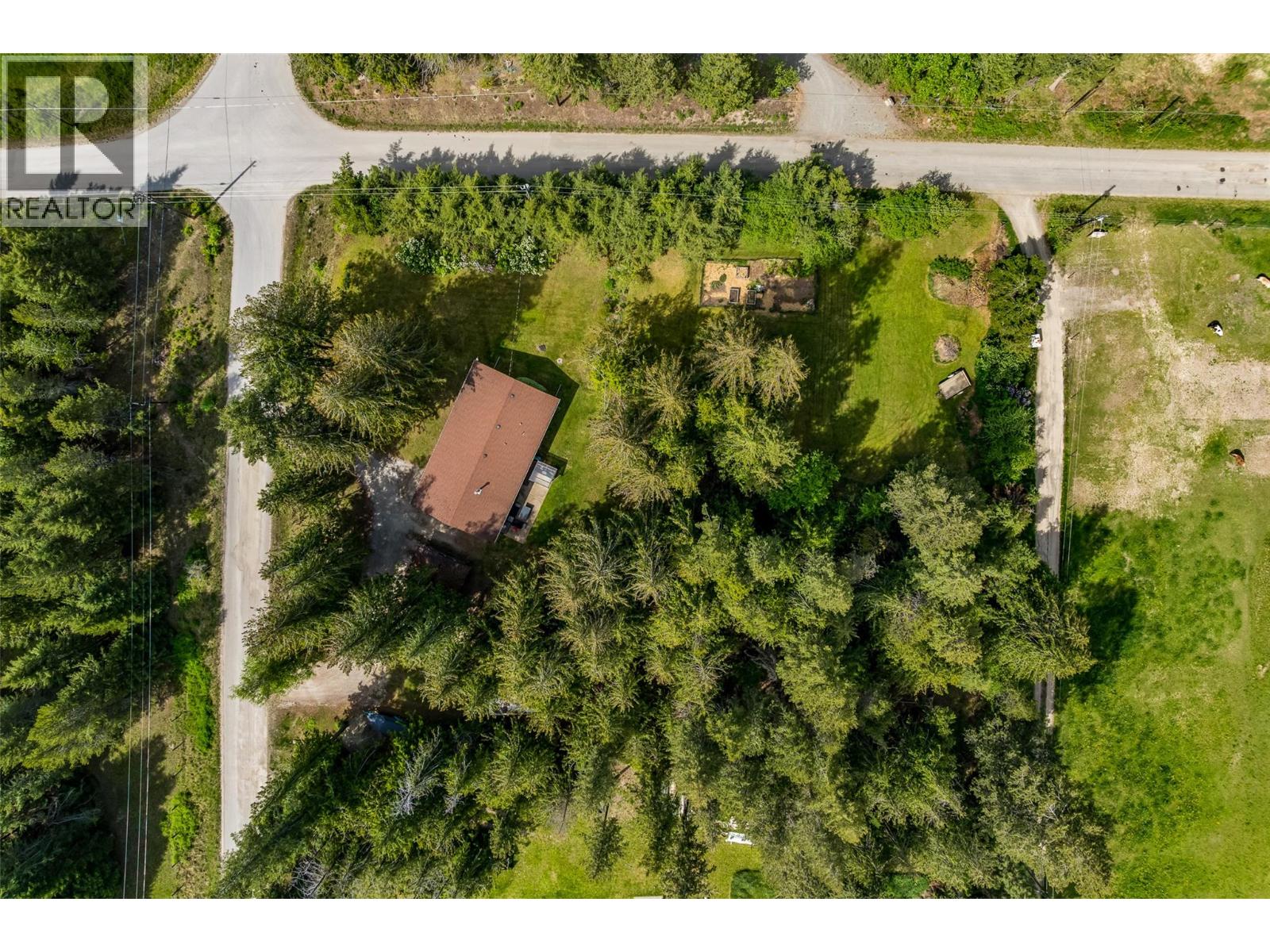 3988 Samuelson Road, Canyon, British Columbia V0B 1C1 - Photo 80 - 10387396