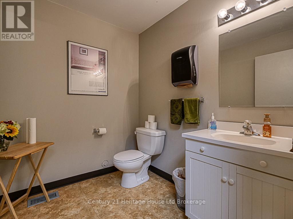 11 Riddell Street, Woodstock, Ontario  N4S 6L9 - Photo 15 - X13129060