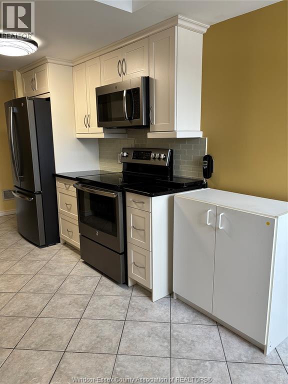 8335 Wyandotte Street East Unit# 203, Windsor, Ontario  N8S 4S8 - Photo 4 - 26011154