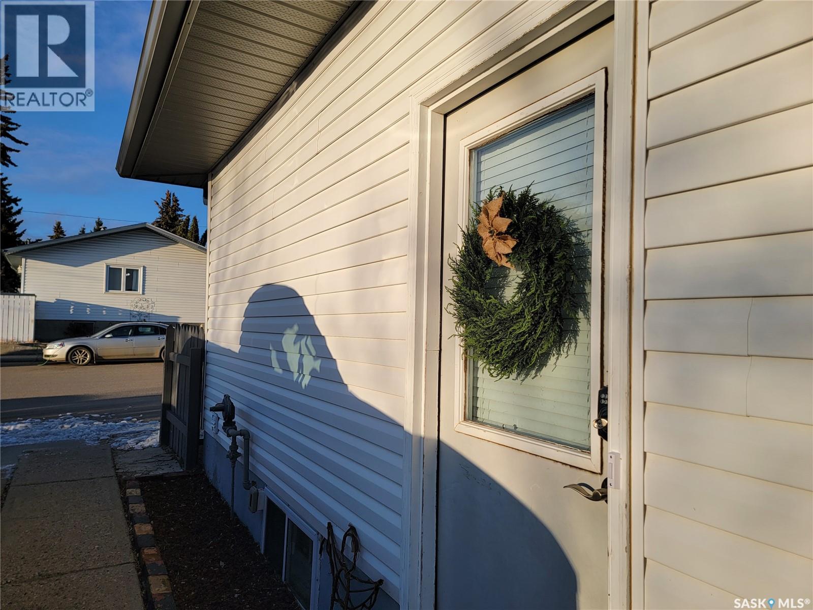 4812 Post Street, Macklin, Saskatchewan  S0L 2C0 - Photo 3 - SK029795