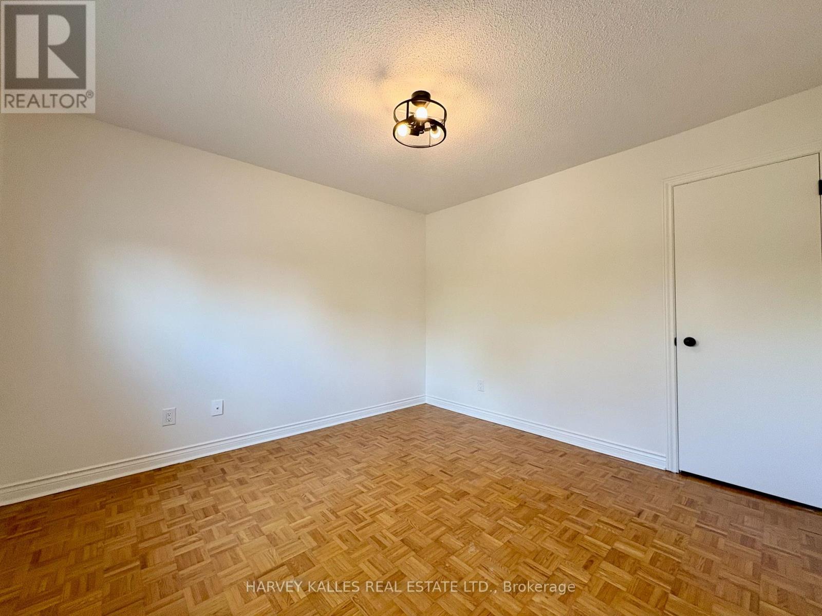 70 Amaretto Court, Vaughan, Ontario  L4L 6N1 - Photo 14 - N13128304