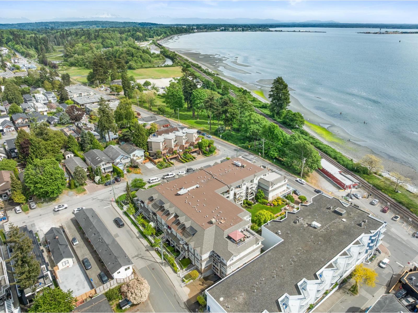212 15621 Marine Drive, White Rock, British Columbia  V4B 1E1 - Photo 35 - R3123524