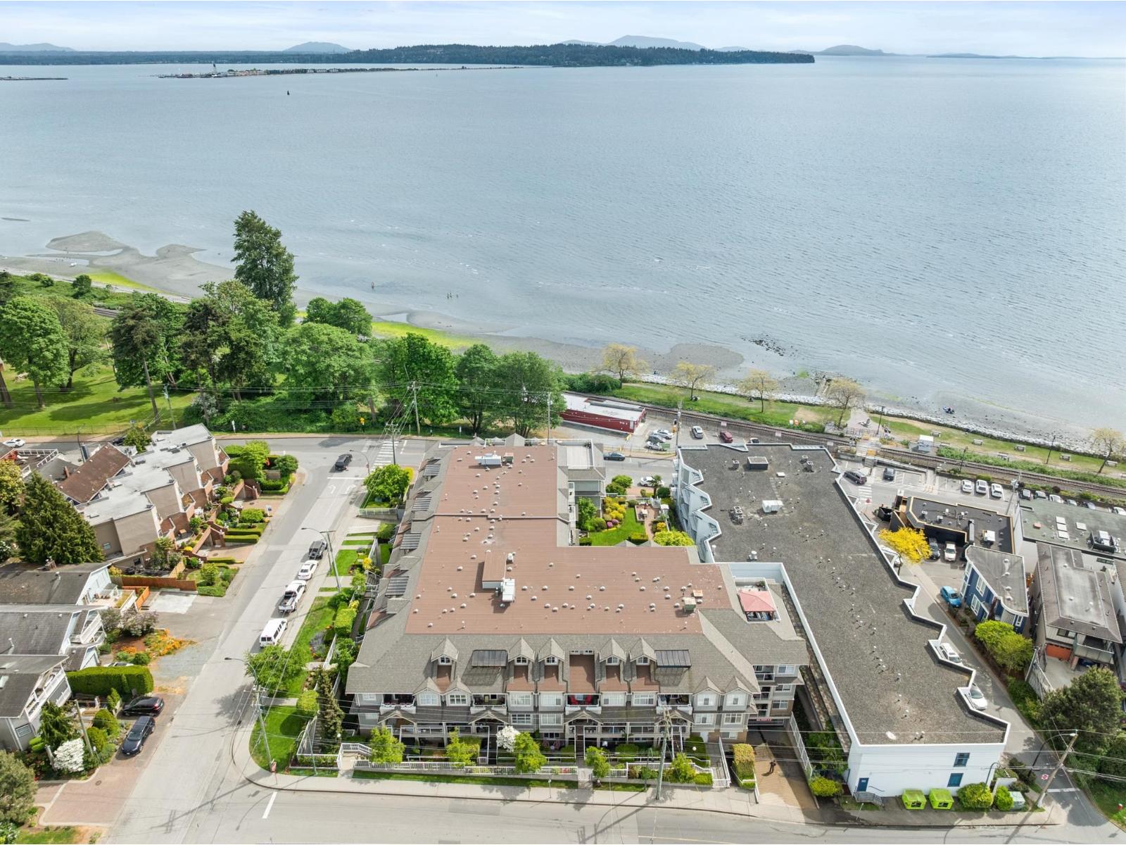 212 15621 Marine Drive, White Rock, British Columbia  V4B 1E1 - Photo 36 - R3123524