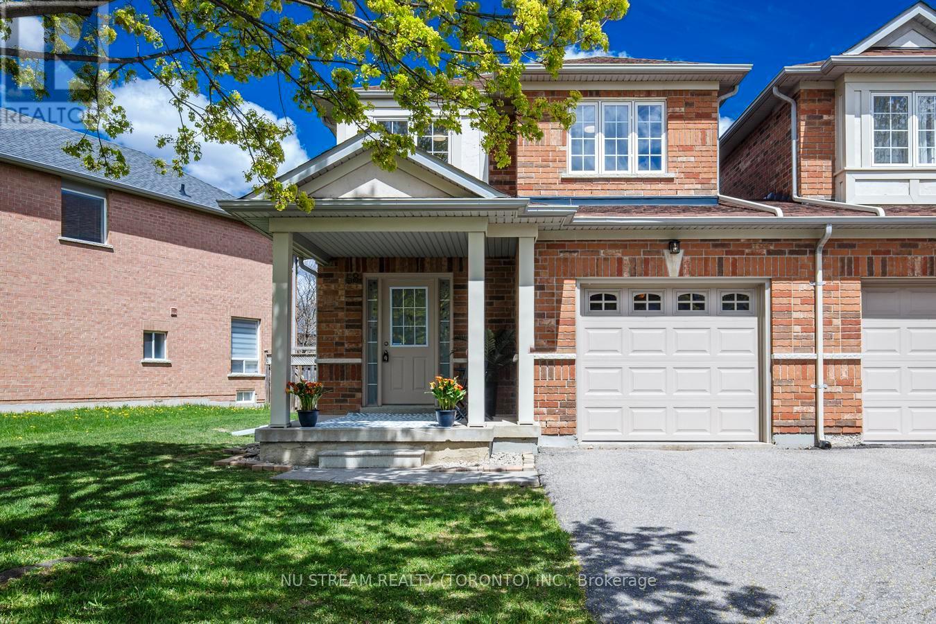 58 Rideau Drive, Richmond Hill, Ontario  L4B 4P3 - Photo 3 - N13128346