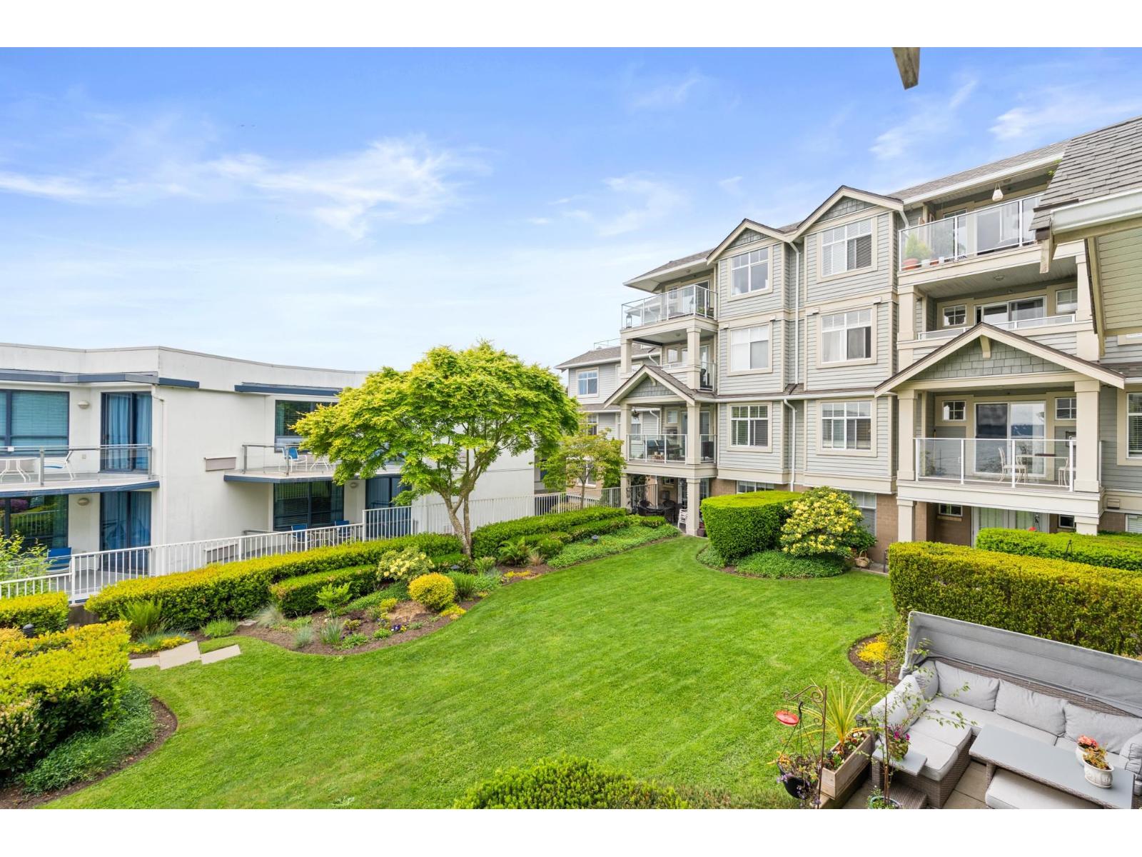 212 15621 Marine Drive, White Rock, British Columbia  V4B 1E1 - Photo 18 - R3123524