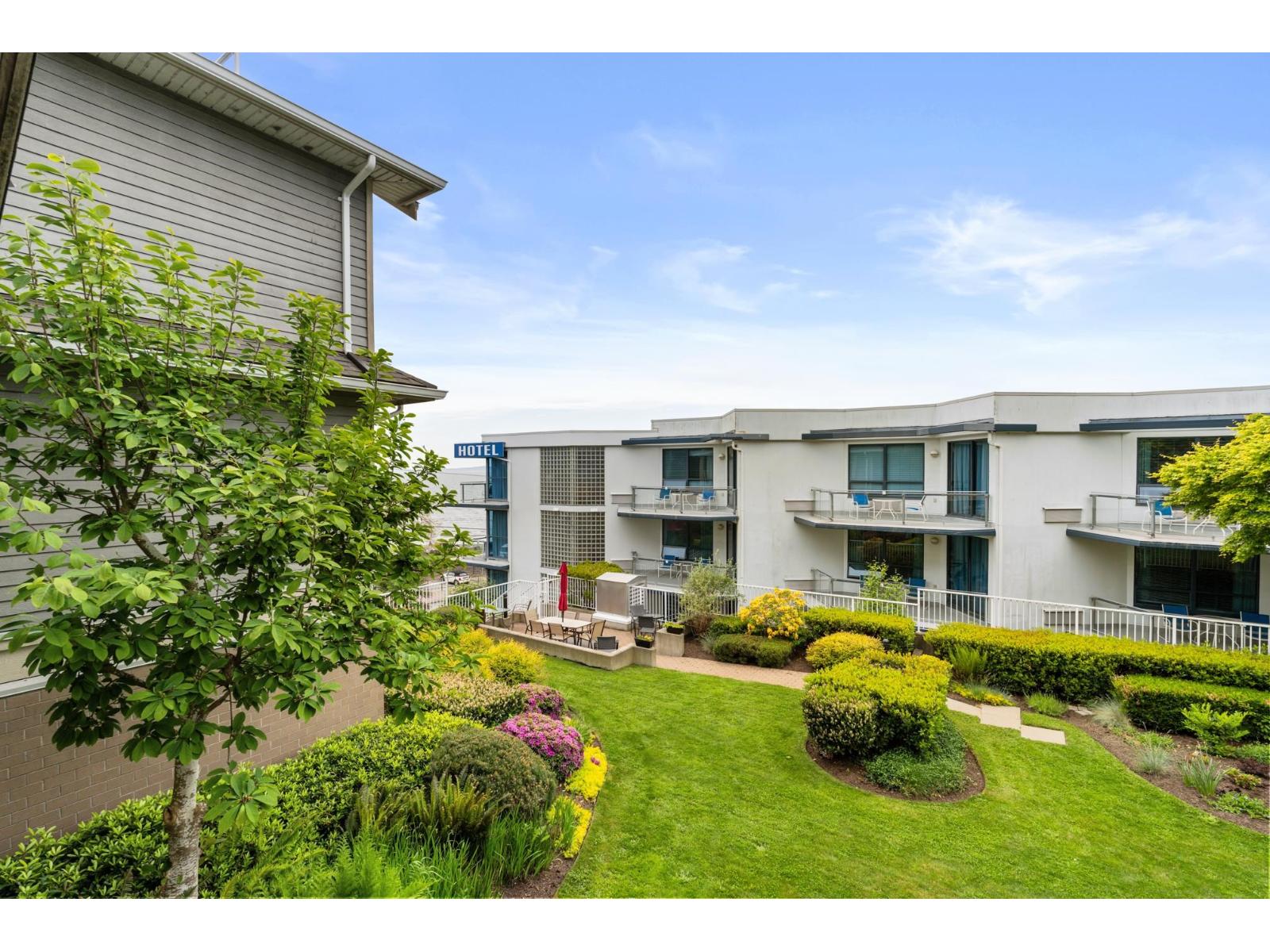 212 15621 Marine Drive, White Rock, British Columbia  V4B 1E1 - Photo 17 - R3123524