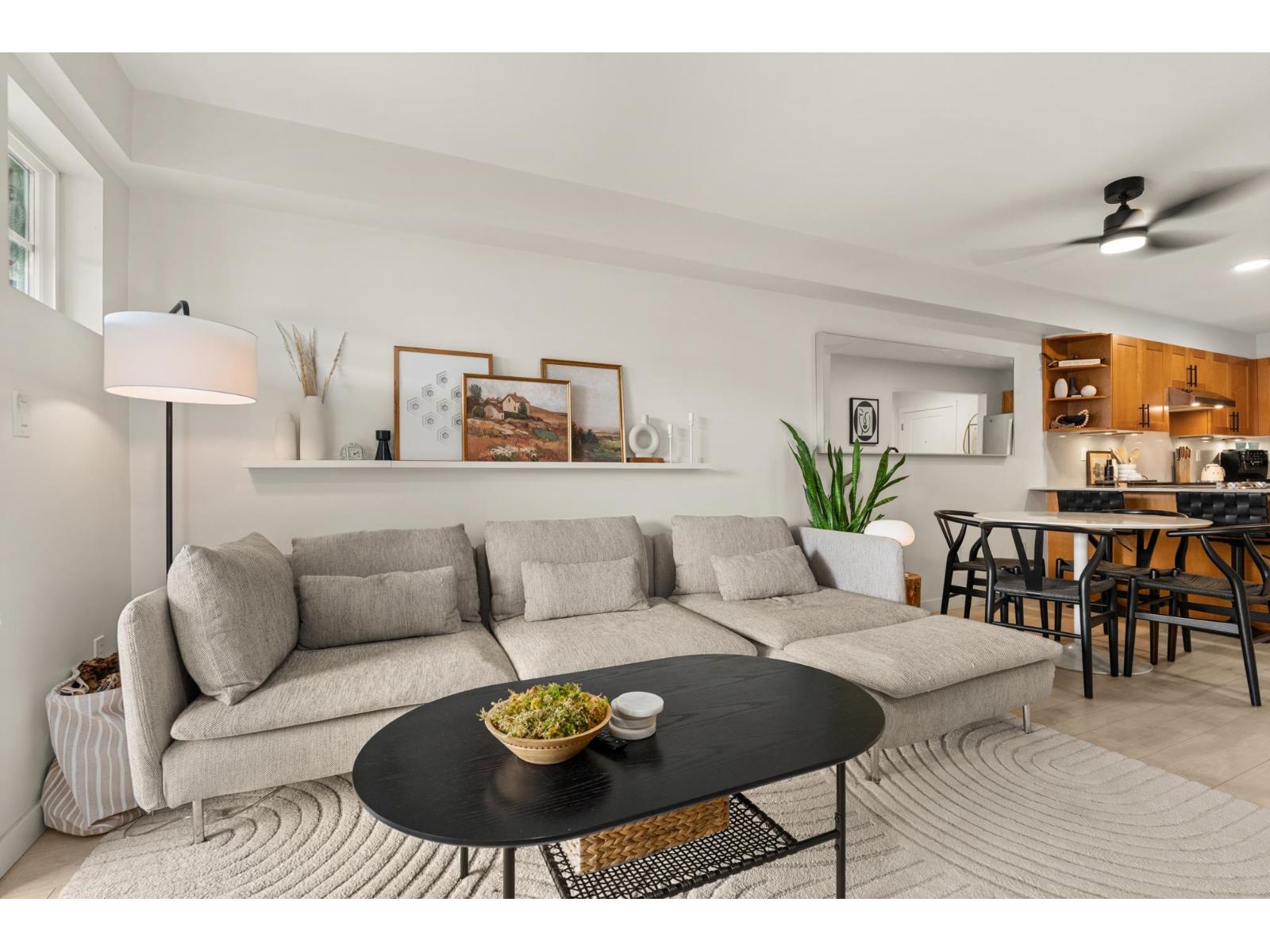 212 15621 Marine Drive, White Rock, British Columbia  V4B 1E1 - Photo 20 - R3123524