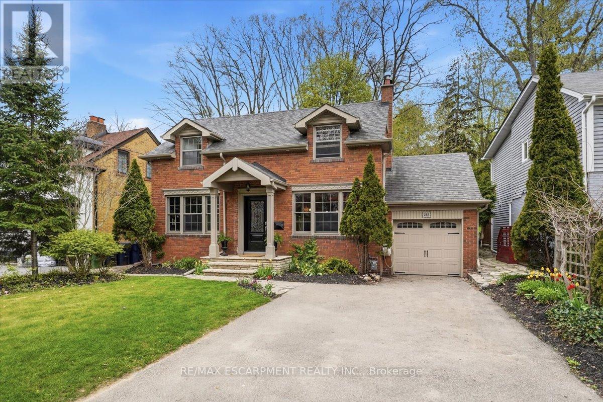 242 THE KINGSWAY, Toronto, Ontario