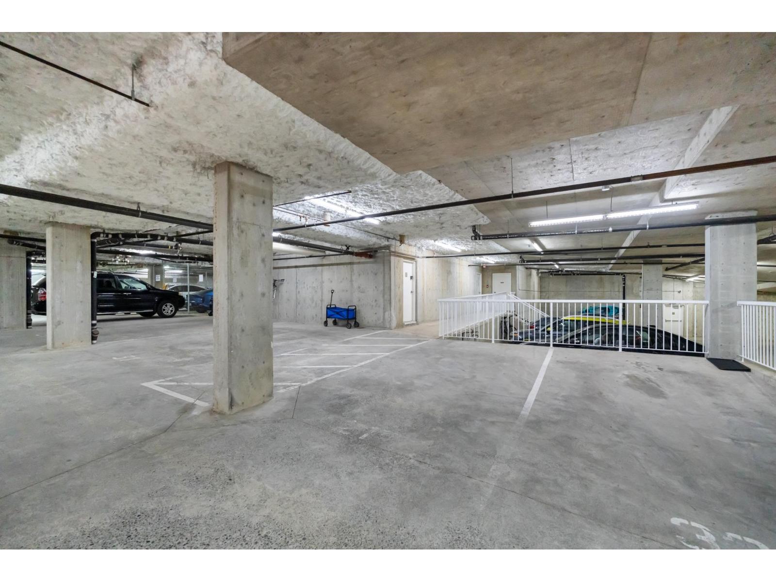 212 15621 Marine Drive, White Rock, British Columbia  V4B 1E1 - Photo 30 - R3123524