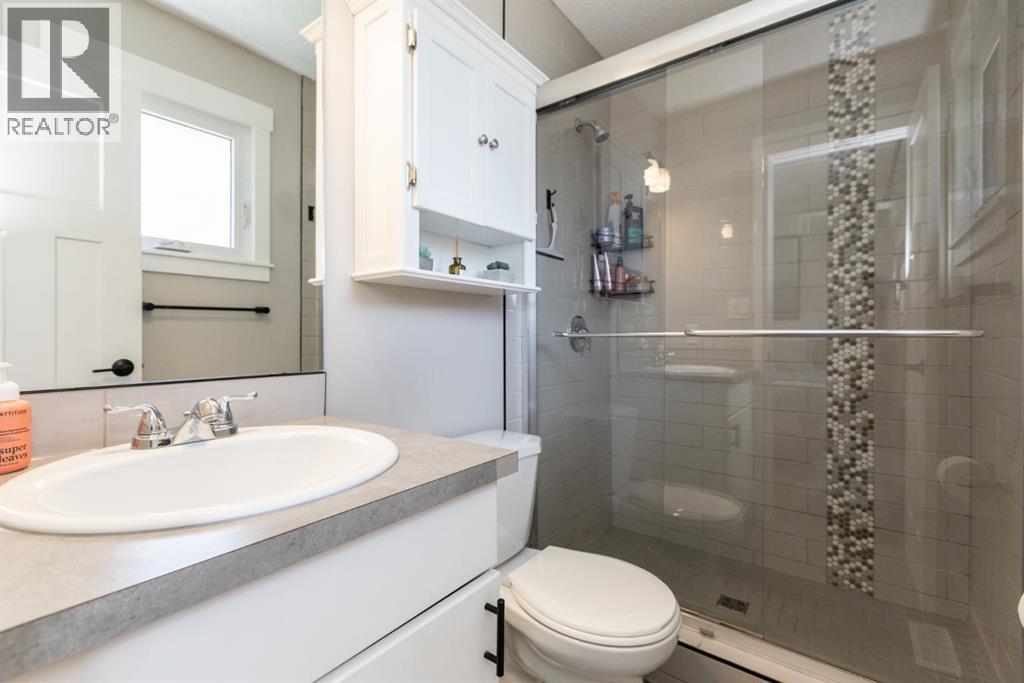 3840 52a Avenue, Innisfail, Alberta  T4G 1G8 - Photo 25 - A2311356