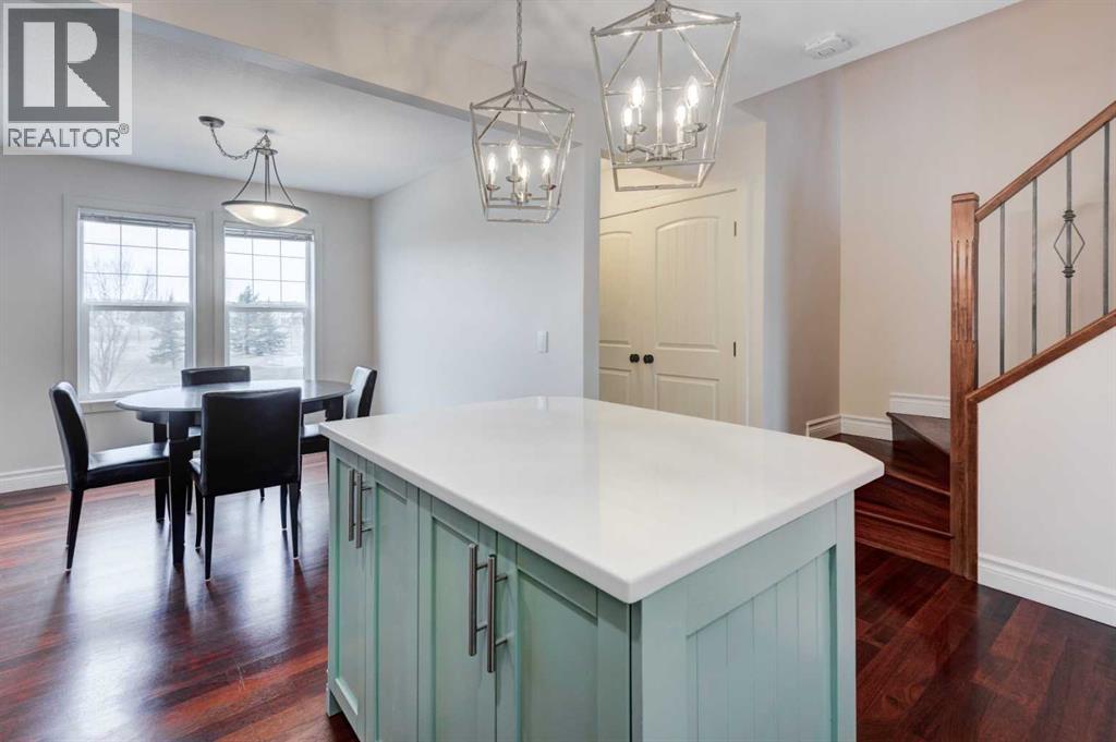 14 Everridge Common SW, Calgary, Alberta  T2Y 5G9 - Photo 8 - A2296619