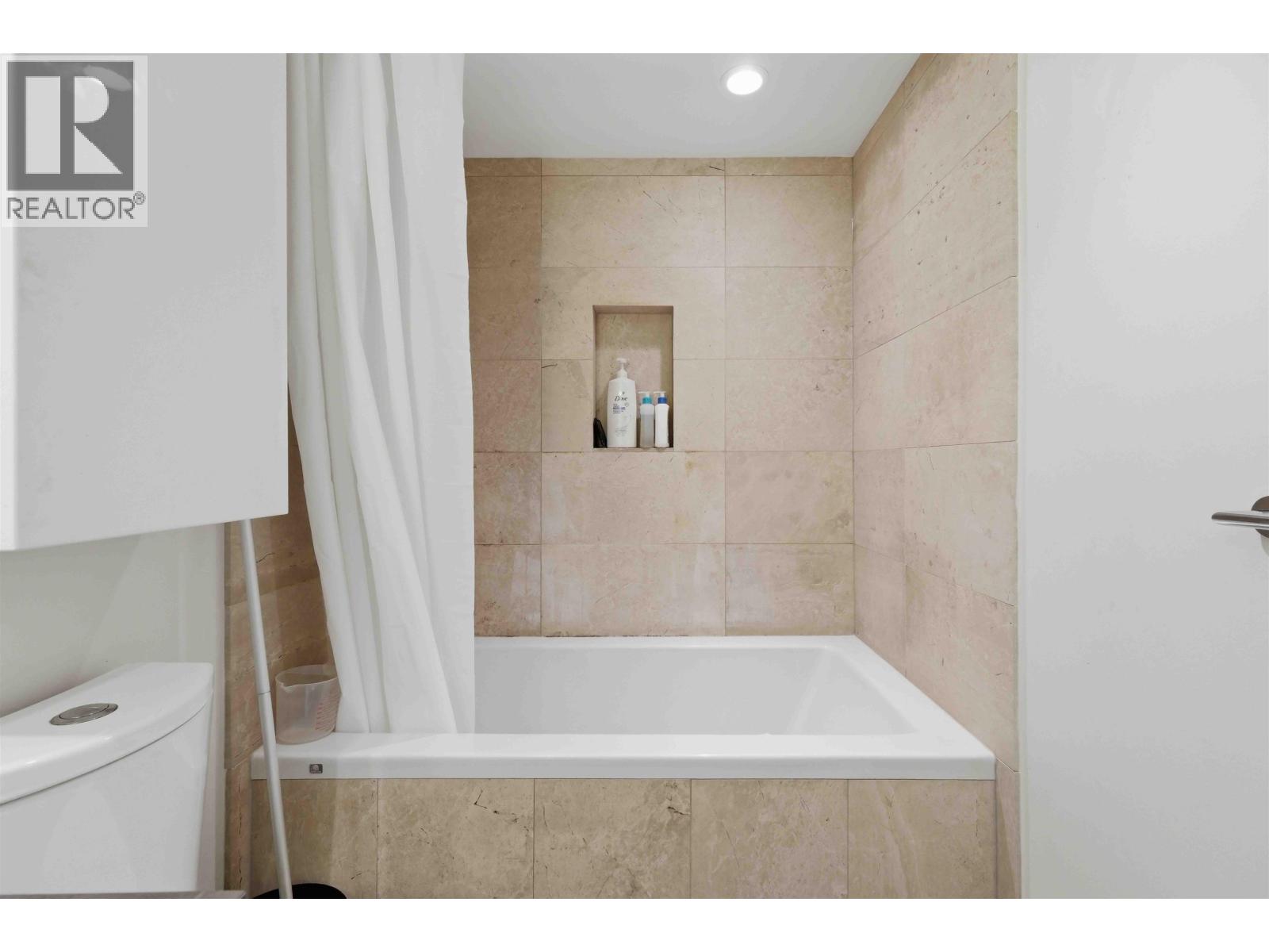 408 112 E 13th Street, North Vancouver, British Columbia V7L 0E4 - Photo 15 - R3123337