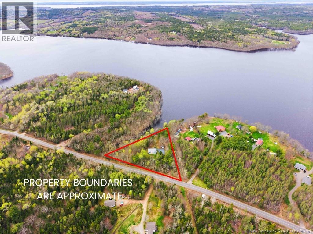 1112 Scenic Narrows Boulevard, Cambridge-Narrows, New Brunswick  E4C 2N2 - Photo 2 - NB139433