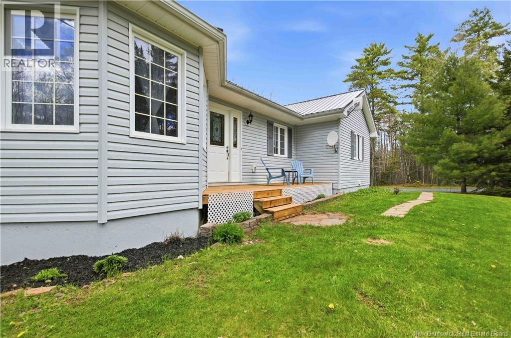 1112 Scenic Narrows Boulevard, Cambridge-Narrows, New Brunswick  E4C 2N2 - Photo 7 - NB139433
