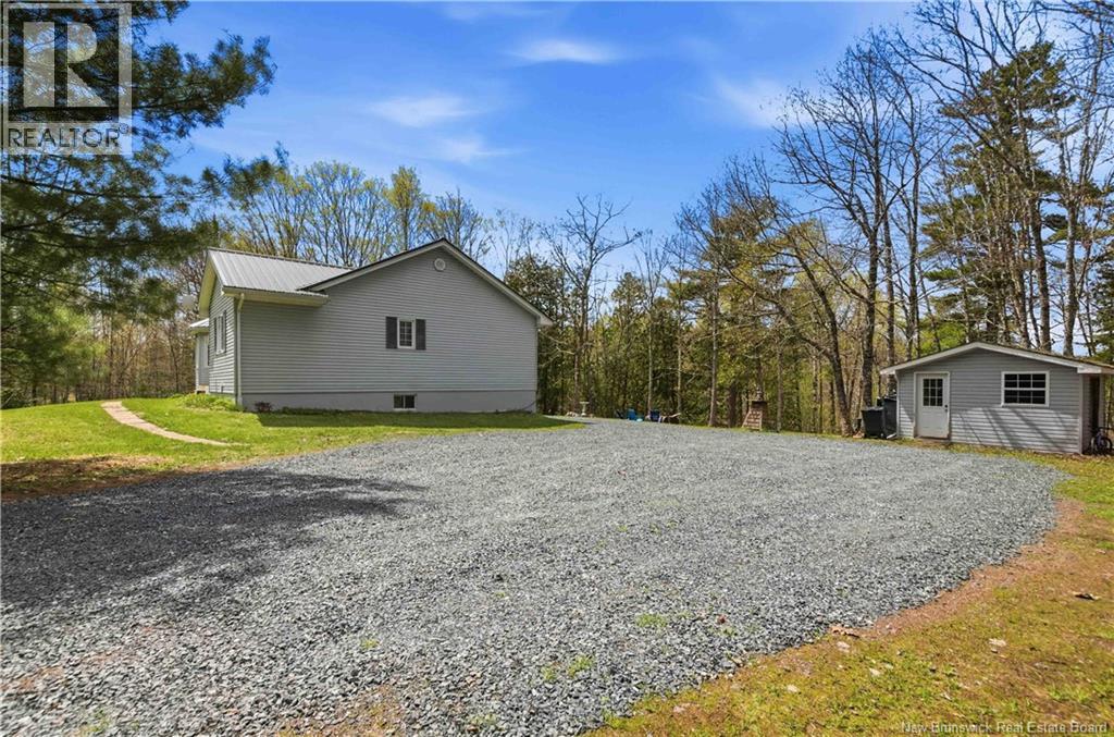 1112 Scenic Narrows Boulevard, Cambridge-Narrows, New Brunswick  E4C 2N2 - Photo 8 - NB139433