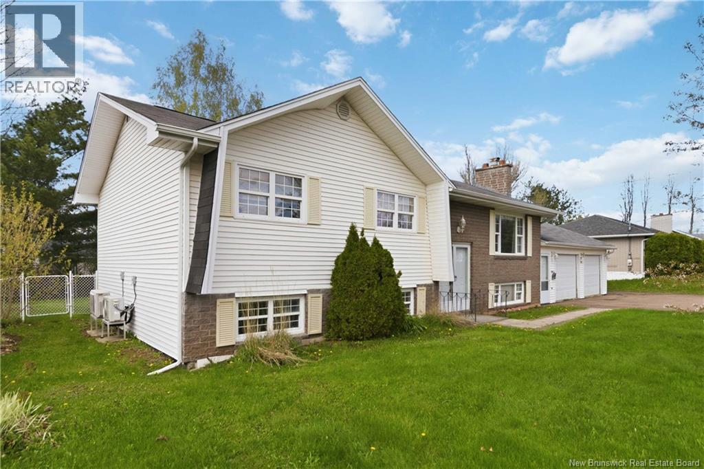 227 Chartersville Road, Dieppe, New Brunswick  E1A 1K3 - Photo 2 - NB138894