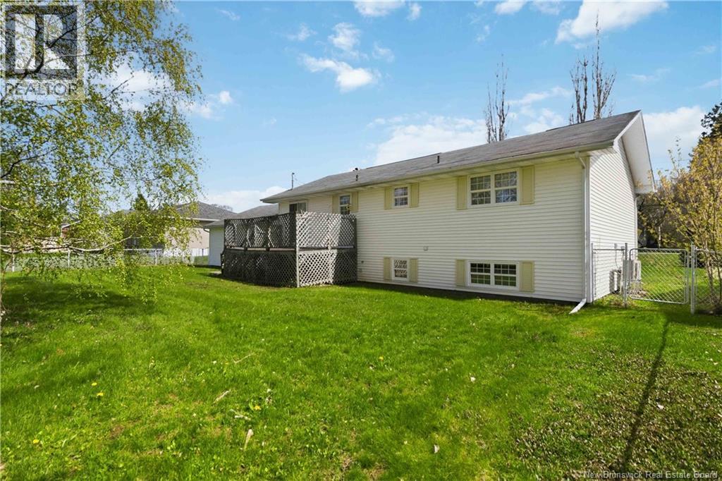 227 Chartersville Road, Dieppe, New Brunswick  E1A 1K3 - Photo 5 - NB138894