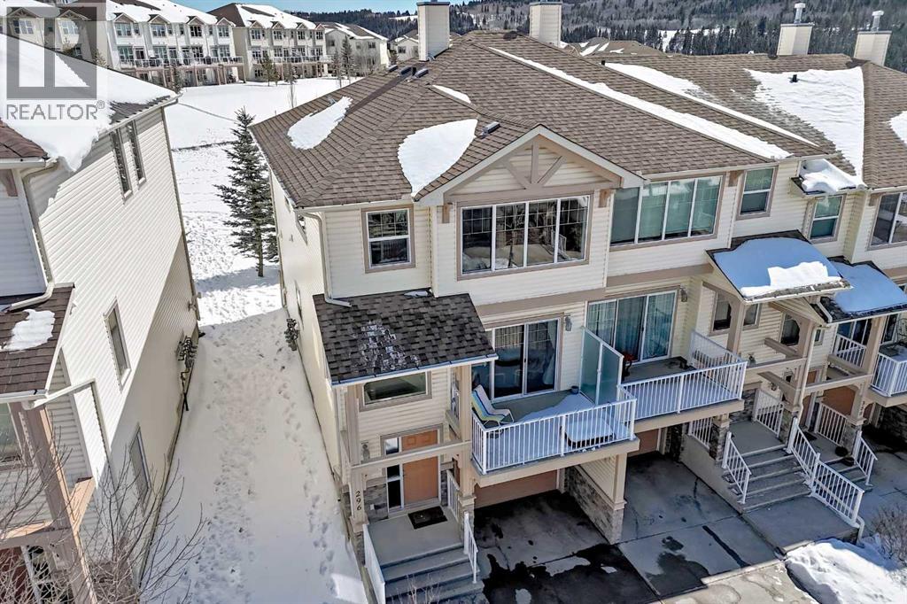 296 Sunset Point, Cochrane, Alberta  T4C 0K8 - Photo 28 - A2297573