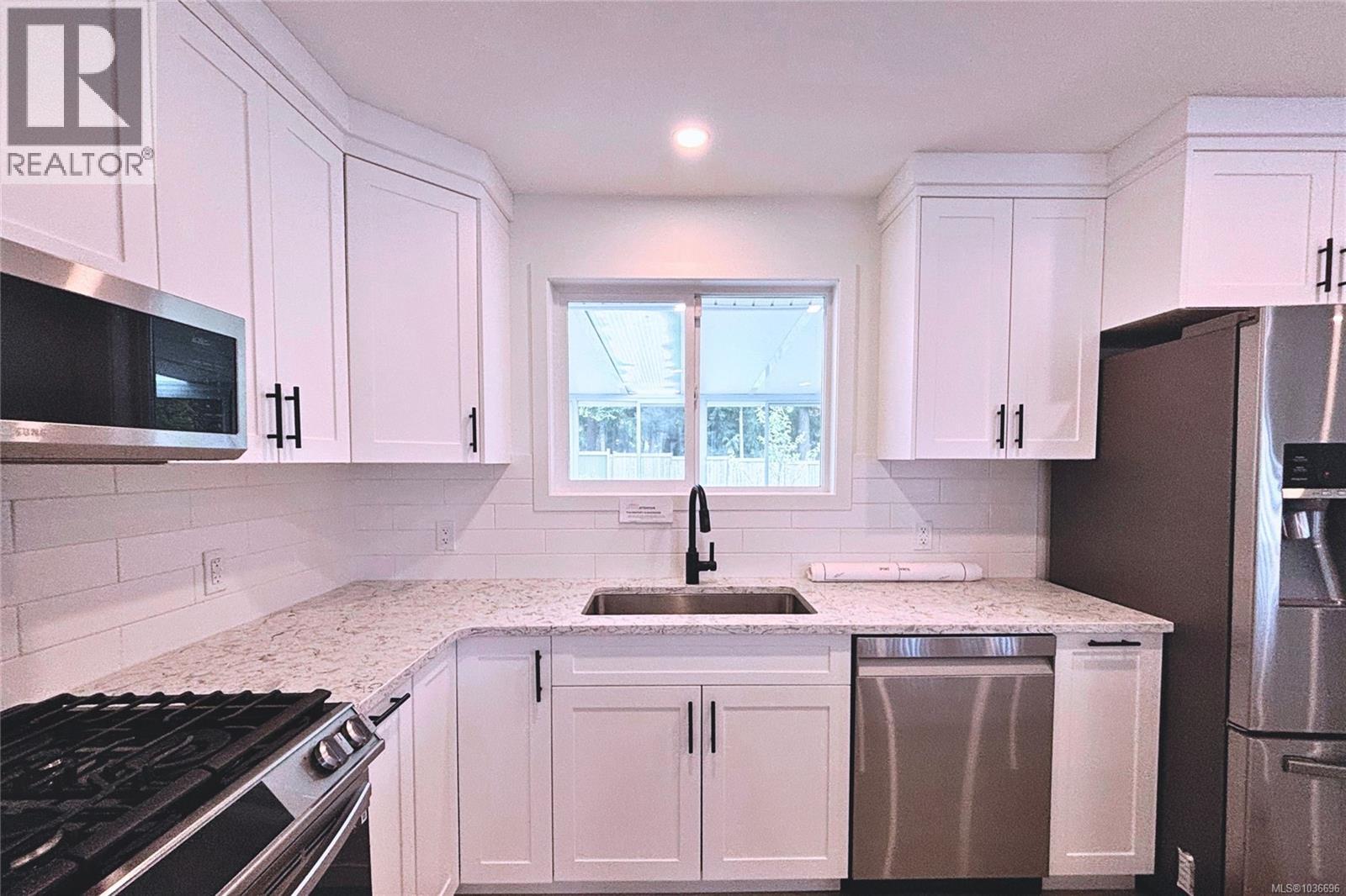 For Sale: 600 Sumac Dr, Qualicum Beach, ON | 4 Bed, 3 Bath House for $295,000. See 26 photos!